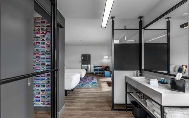 Aloft Columbus Easton