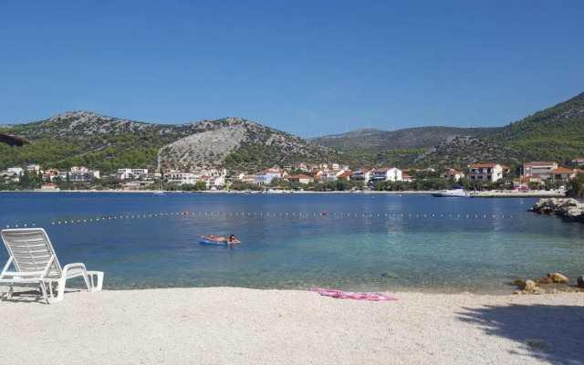 Apartments by the sea Seget Vranjica, Trogir - 976