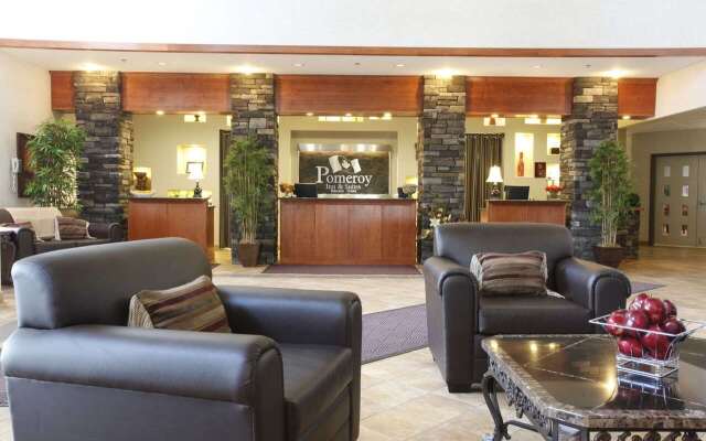 Pomeroy Inn & Suites Hotel Dawson Creek