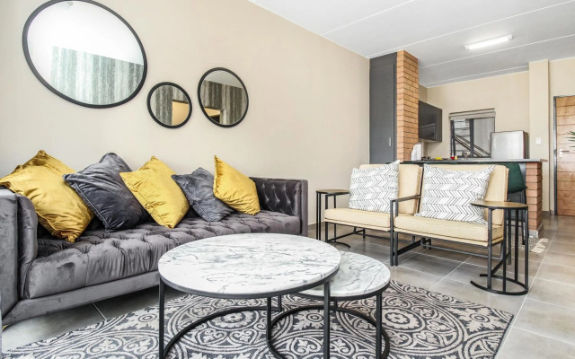 Smartz Apartment 334