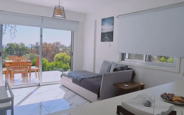 16 PRO - Stay Monte Elias Apartment