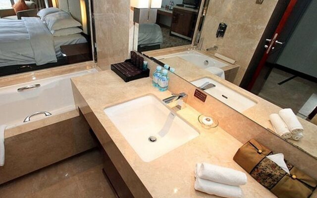 Отель Kun Tai Glory Hotel Beijing Wangjing