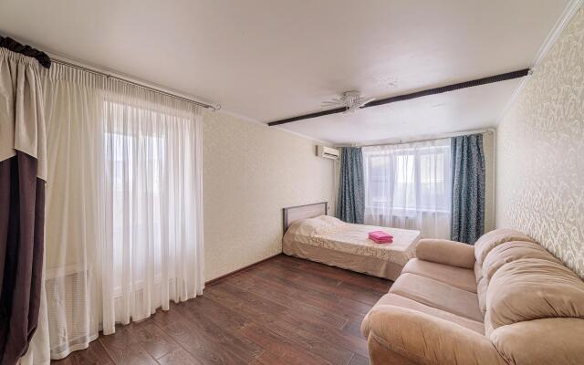 Апартаменты на улице Суворова 151