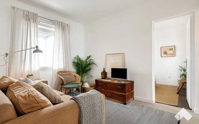 Aguda1 · Aguda's Family House 4BD Parking Barbecue