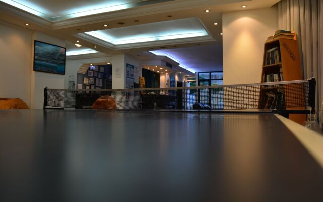 Casa Cleo Suites Hotel