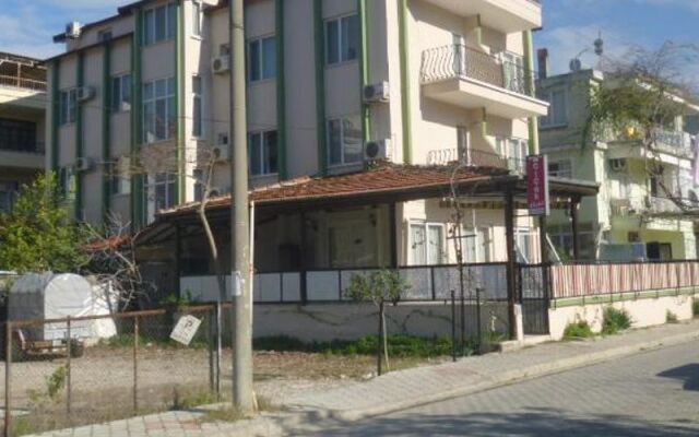 Cicek Otel - Apartments