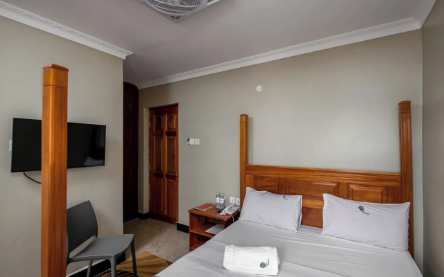 Palm Gardens and Guest House