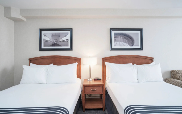 Sandman Hotels & Suites Calgary West