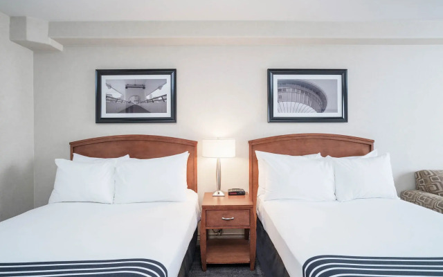 Sandman Hotels & Suites Calgary West