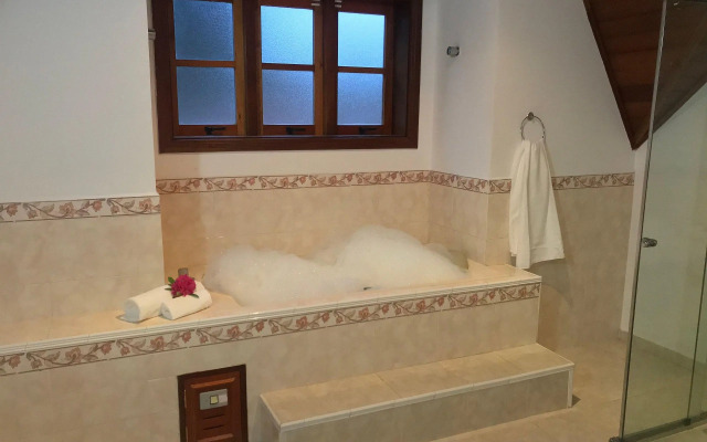 Casa Cerejeira by Capivari Lodge Home