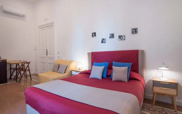 Napoliamo Guest House