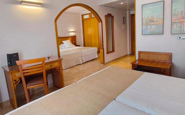 Hotel La Laguna Spa And Golf