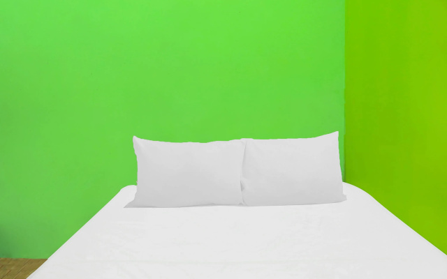 Hotel O Penginapan Pak DheNearMall Nagoya Hill – Guest Rooms – Batam
