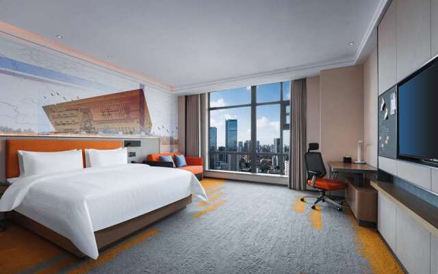 Hampton by Hilton Hebi Railway Station