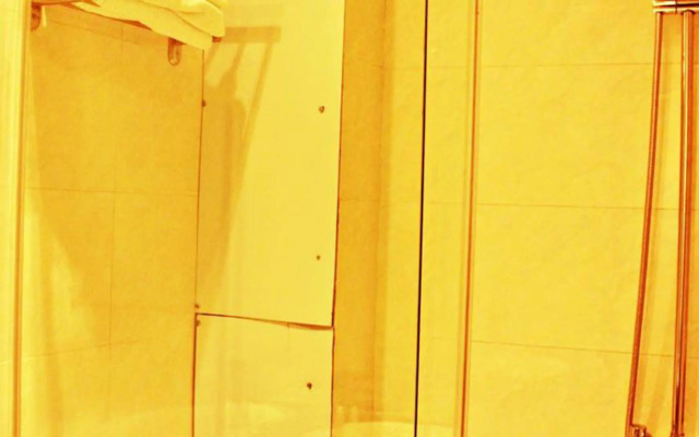 La Dora Hanoi Hotel & Travel
