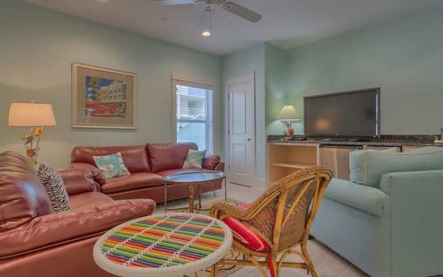 Pearl West by Meyer Vacation Rentals