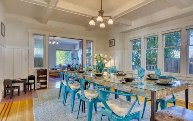 Walker’s Delight on Queen Anne