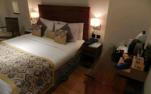 Hotel Bawa Continental