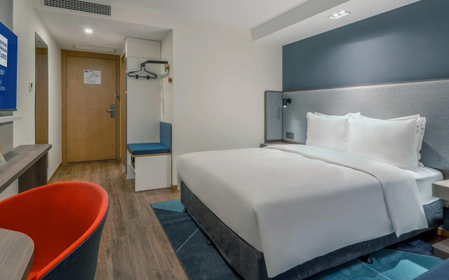 Holiday Inn Express Qingdao City Center by IHG