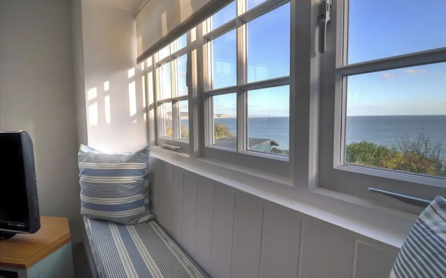 4 East Cliff