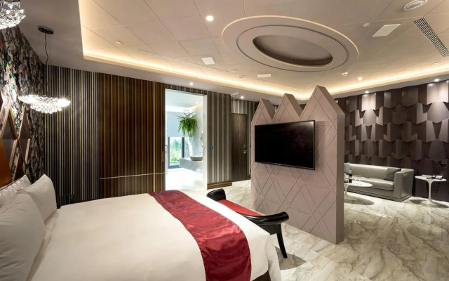 Norwegian Forest Leisure Motel