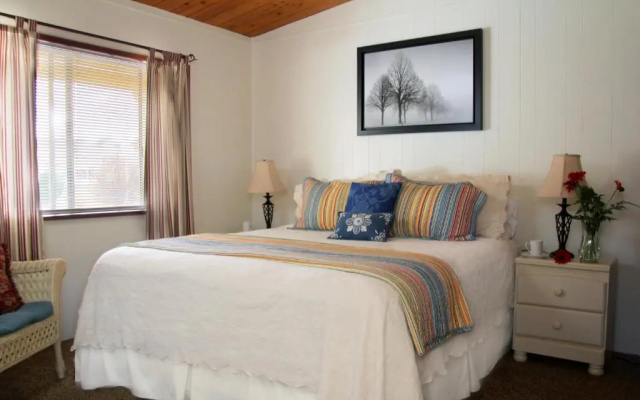 Redwood Suites