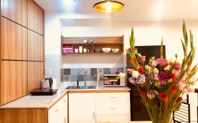 STAY hostel - 300m from the ferry