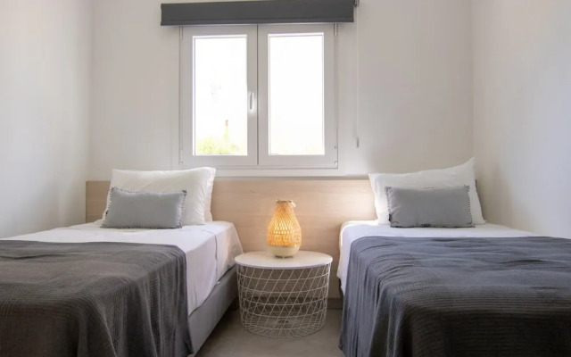 Phaedrus Living Napa Blue Luxury Flat