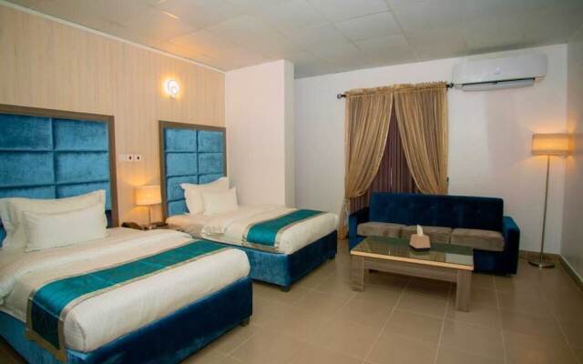 Riviera Suites