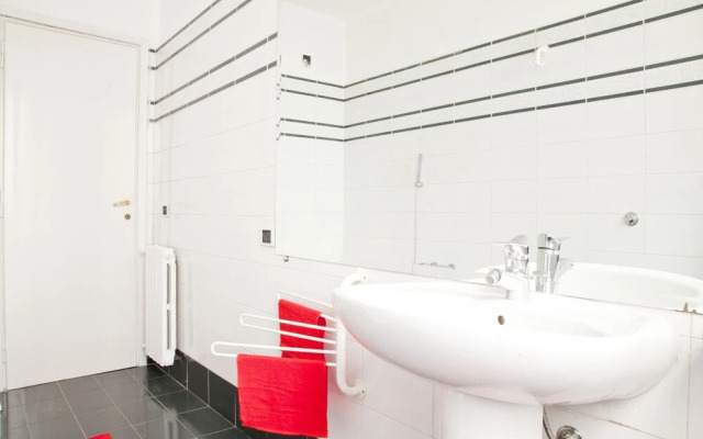 Kamchu Apartments Single Room Villa Ada 5