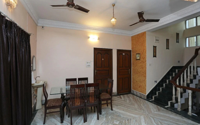 OYO 16495 Kolkata Inn
