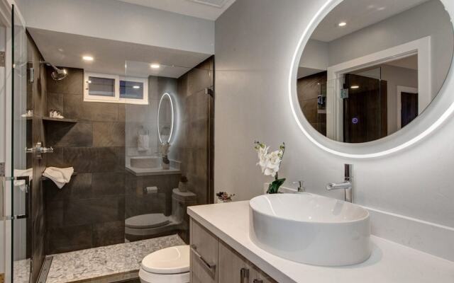 Abode at Pick N Shovel