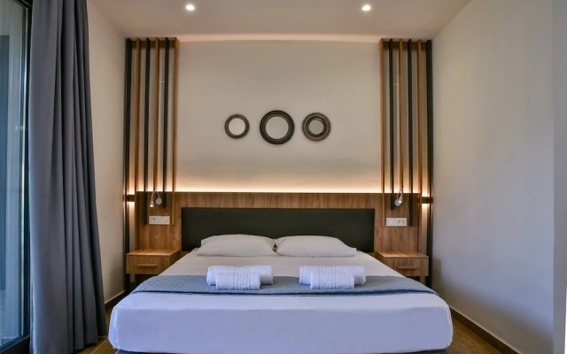 Del Mar Apartments in Stalis