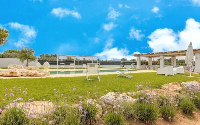 Villa Eriberto - Pool 3 Bedrooms 8 Sleeps