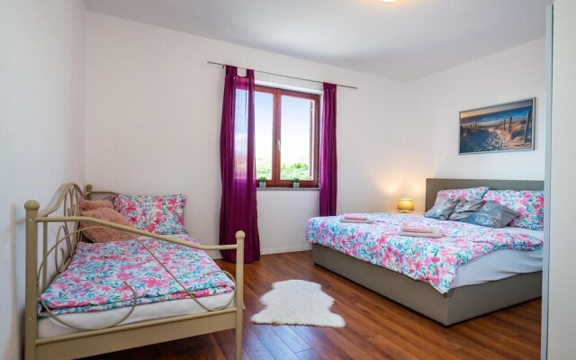 Beautiful Home in Krusevo With 3 Bedrooms, Wifi and Outdoor Swimming Pool