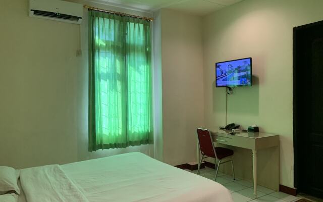 Hotel O Penginapan Fauziah Syariah Near Mesjid Taqwa Mamminasae