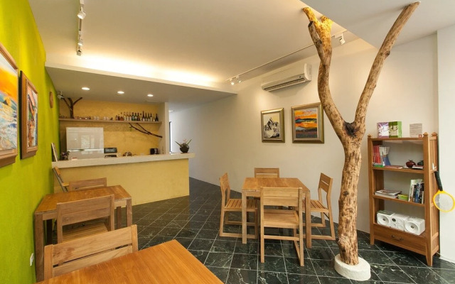 Loha Family Beachside Homestay