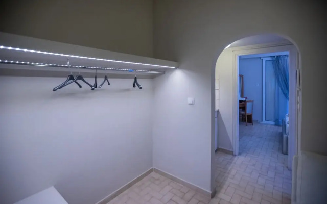 The L Suites & Apartments