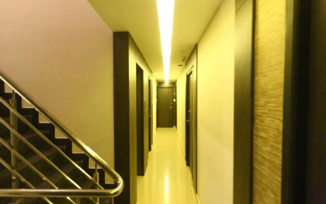 OYO Rooms Anna Salai Greams Road Apollo