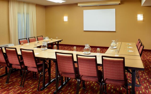 Courtyard by Marriott St Louis Creve Coeur