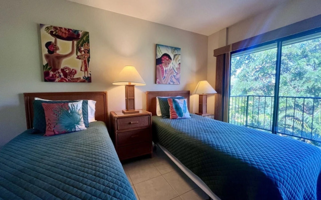Kahaluu Bay Villas 4 Lanais w/ Ocean Views