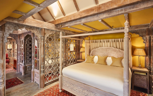 The Connaught, Maybourne