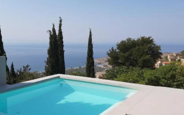 Les Villas de Qeparo