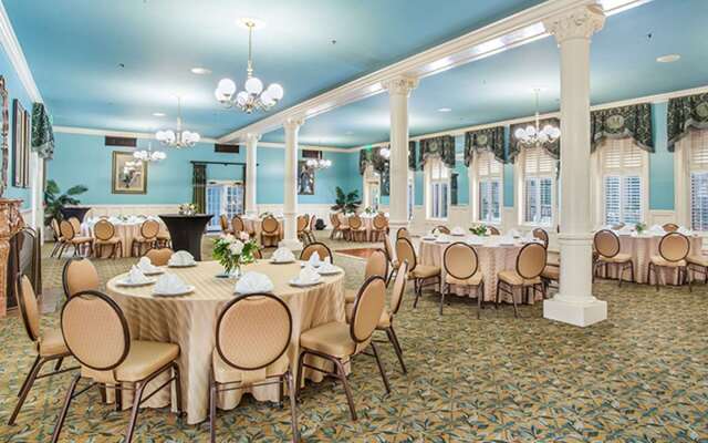 Menger Hotel