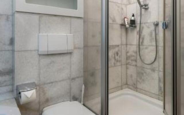 Allee Apartment
