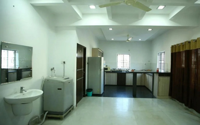 Green Tree Service Apartment