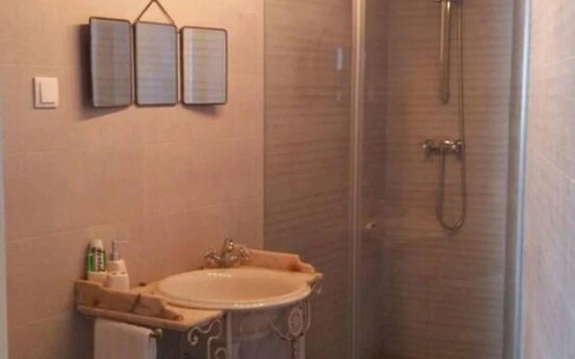 Stunning 2-bed House in Beautiful Area of Lisboa
