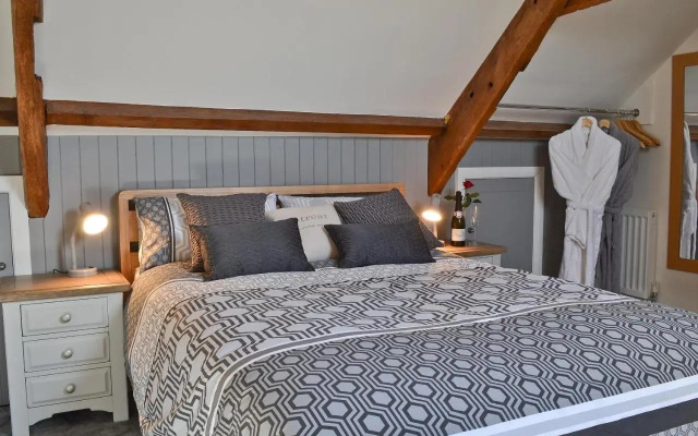 Ty Isaf Cottage