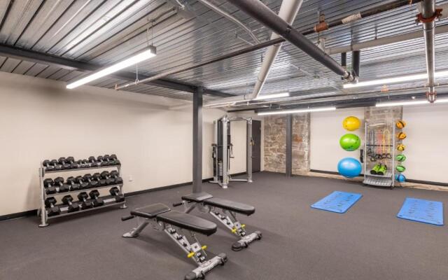 Flexhome Brewery District M1 - FiservGymParking