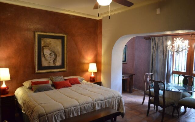 Hotel&Art Gallery Casona de los Milagros